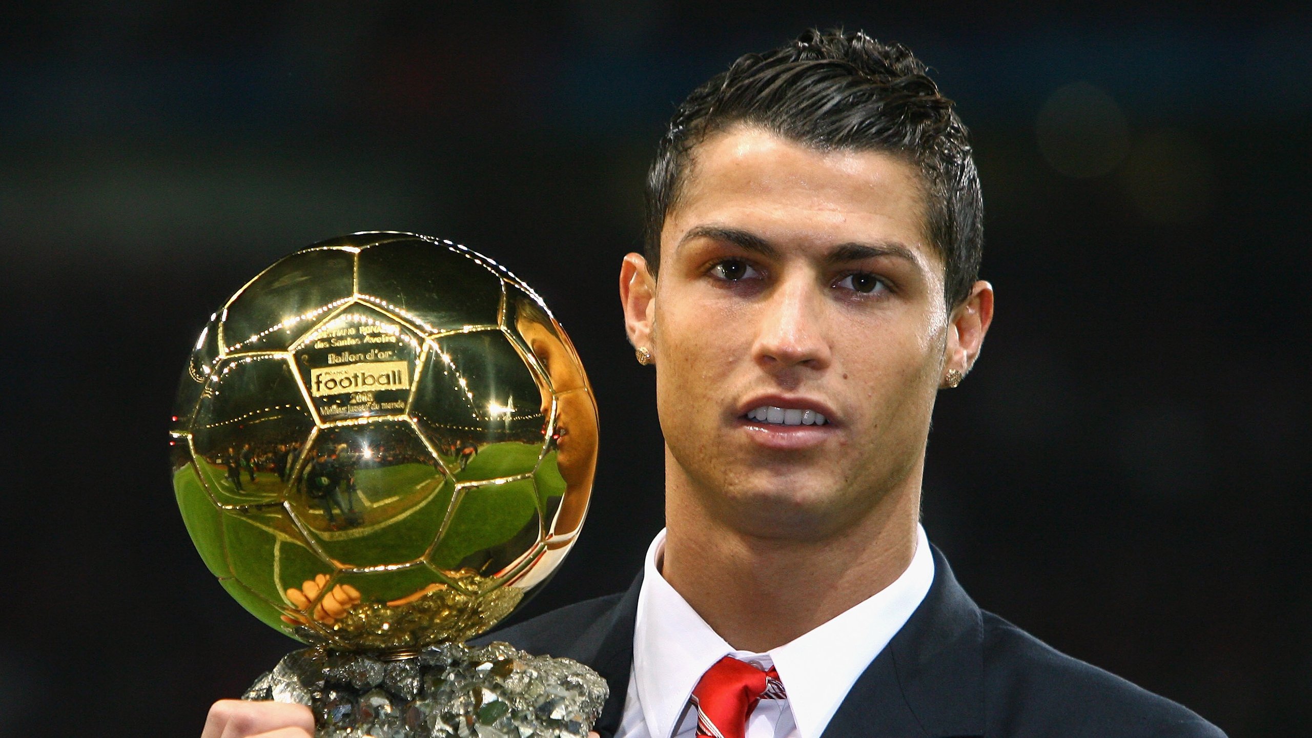 羽坛双线战报，法国队完胜日本队，安赛龙统治全场彰显王者气场